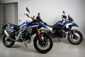 F 450 GS naast R 1300 GS