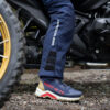 BMW Motorrad GS Takyr GTX sneakers in actie